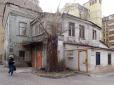 Найстаріший будинок в столиці разом зі своїми мешканцями пережив три київських пожежі, революції і війни, Голодомор і репресії