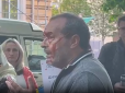 У Литві облили кетчупом 