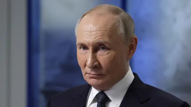 Команда Трампа своїми помилками надає багато карт Путіну, який тільки продовжує сміливішати, - The Telegraph